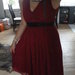 Sodriai raudona suknelė