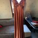 Bronzos spalvos proginė suknelė