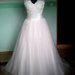 Romantiško stiliaus klasikinė vestuvinė suknelė