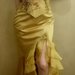 Ispaniško stiliaus gelsva/aukso spalvos suknelė