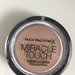 MAX FACTOR MIRACLE TOUCH pudra