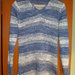 Baltai mėlynas megztinis