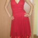 Moteriška raudona suknelė