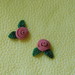 auskarai - mažos rožytės