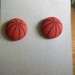 Auskarai krepšinio kamuoliai