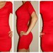 Ryškiai raudona mini suknelė