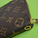 LOUIS VUITTON PINIGINE