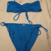 mėlynas maudymosi kostiumėlis