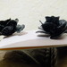 Nauji auskarai-juodos rožytės