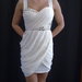Balta nuostabi nauja suknelė