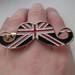Žiedas ūsai su UK vėliava