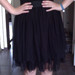 Sluoksniuotas juodas sijonas
