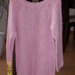 Sviesiai rozinis ilgas megztinis