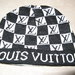 LV kepure