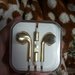 Auksinės (Apple) ausinėlės