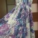 violetiniai-marga suknele