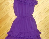 Violetinė puošni suknelė