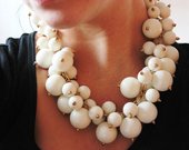 Nuostabaus grožio didelių perlų vėrinys