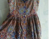 Marga mandalų rašto suknelė