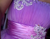 Progine suknele violetine-purpurine