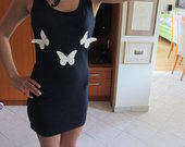 Nuostabi Vila suknelė su drugeliais