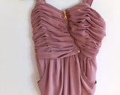 Violetinė puošnis suknelė