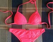 Ryškiai rožinis HOUSE maudymosi kostiumėlis