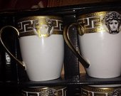 Versace puodeliai