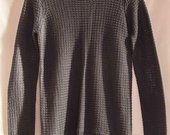 Siltas melynas megztinis