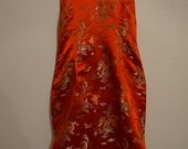 Ryški kiniška suknelė