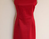 Raudona Chanel stiliaus suknelė