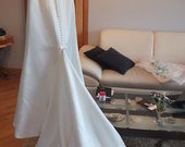 Nauja ,superine vestuvine suknele su ilgu sleifu