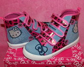 Hello Kitty melyni batai
