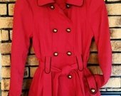 Raudonas Zara paltukas-ploščiukas