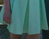 žalia bershka suknelė
