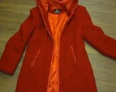 šiltas raudonas megztas paltas su vilna 