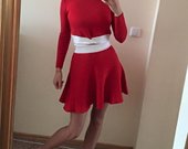 Raudonas siltesnis kostiumelis