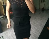 Nuostabi juoda peplum suknyte