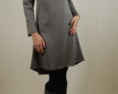 Stilinga pilka suknelė