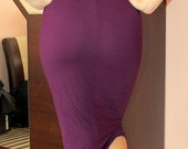 nuostabi violetinė suknelė