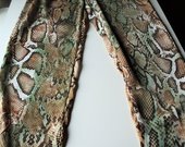 Zara kelnes gyvatės rašto imitacija su kniedėmis