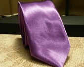Violetinis kaklaraištis
