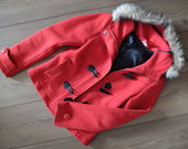 Ryškus, raudonas H&M paltukas