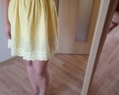 Geltona suknele vasarine