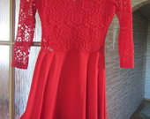 Raudona H&M suknelė