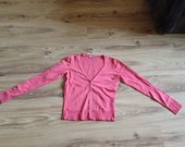 Rožinis užsegamas megztinis