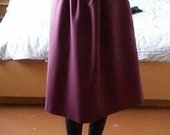 Stilingas burgundy/vyno spalvos midi sijonas