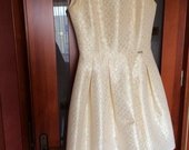 Baltai auksinės spalvos proginė suknelė