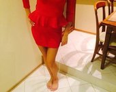 Nauja raudona suknele