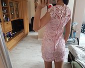 Gipiurine rozine suknele